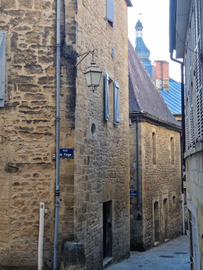 La Maison De Lily Au Coeur De La Cite Medievale Сарла-ла-Канеда Экстерьер фото